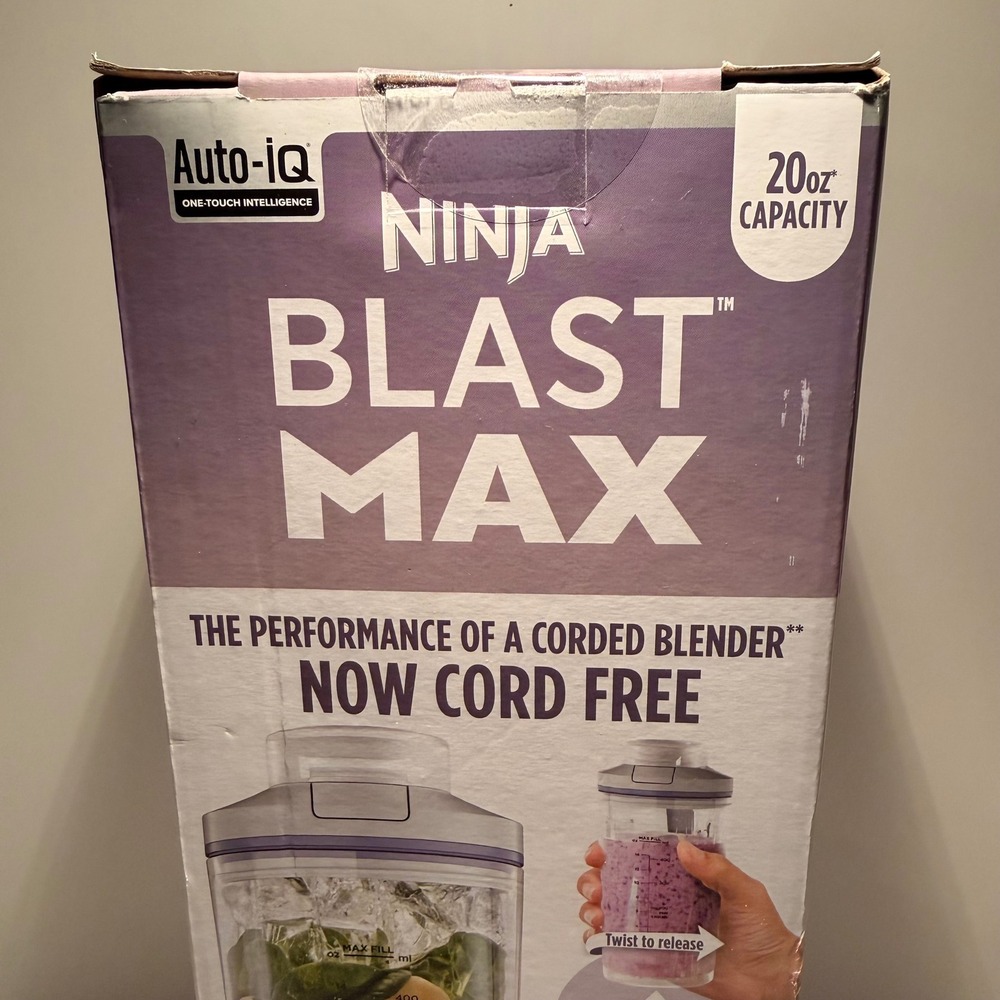 Ninja Blast Max Cordless Portable Blender 20 Oz. Rechargable Auto-IQ One Touch - Picture 3 of 12